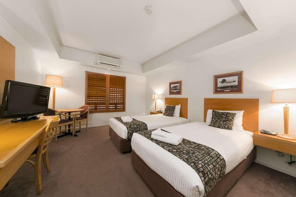 Kingsford Smith Motel Brisbane Room photo