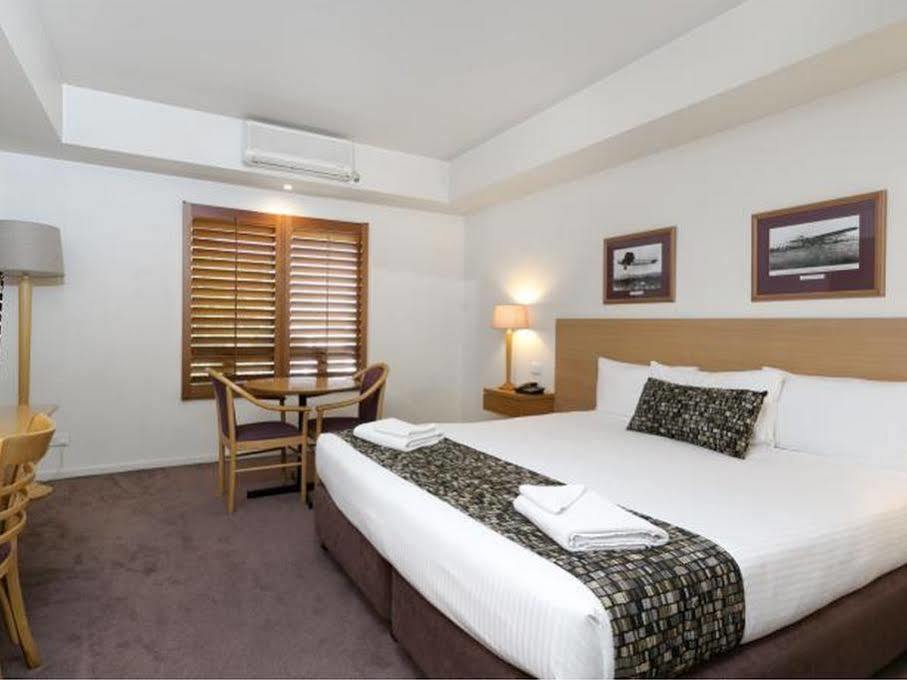 Kingsford Smith Motel Brisbane Exterior photo
