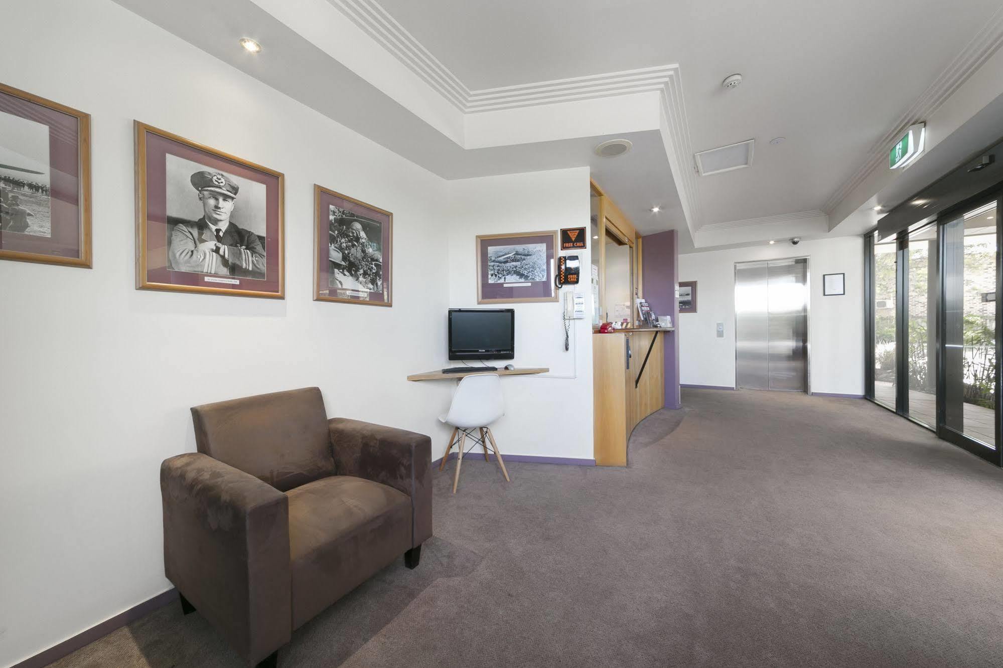 Kingsford Smith Motel Brisbane Exterior photo